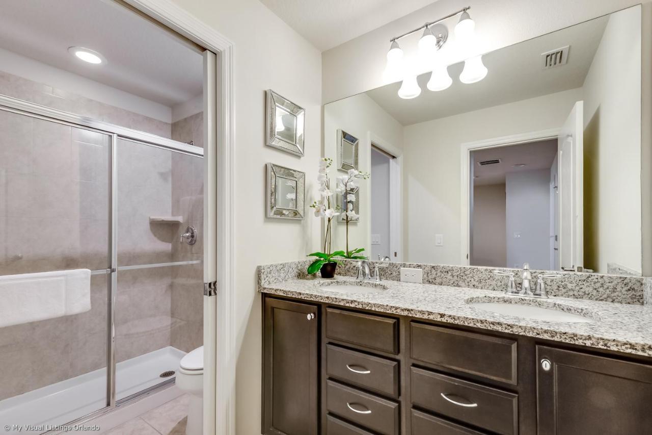 Townhome Wprivate Pool & Bbq, Near *