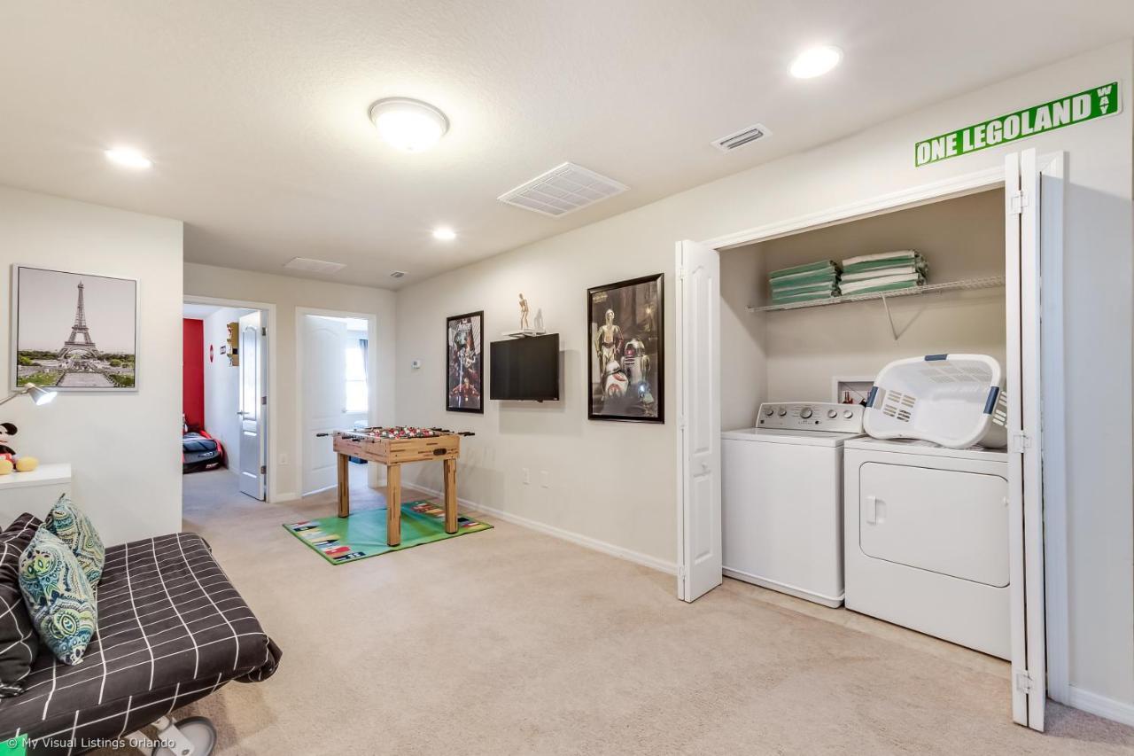 Townhome Wprivate Pool & Bbq, Near Holiday home *